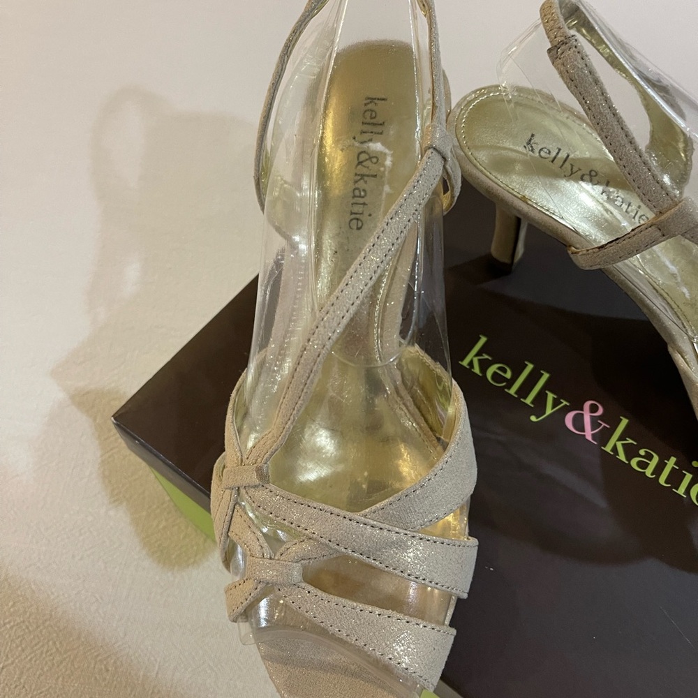 Kelly & Katie Tan Elegant Heels
